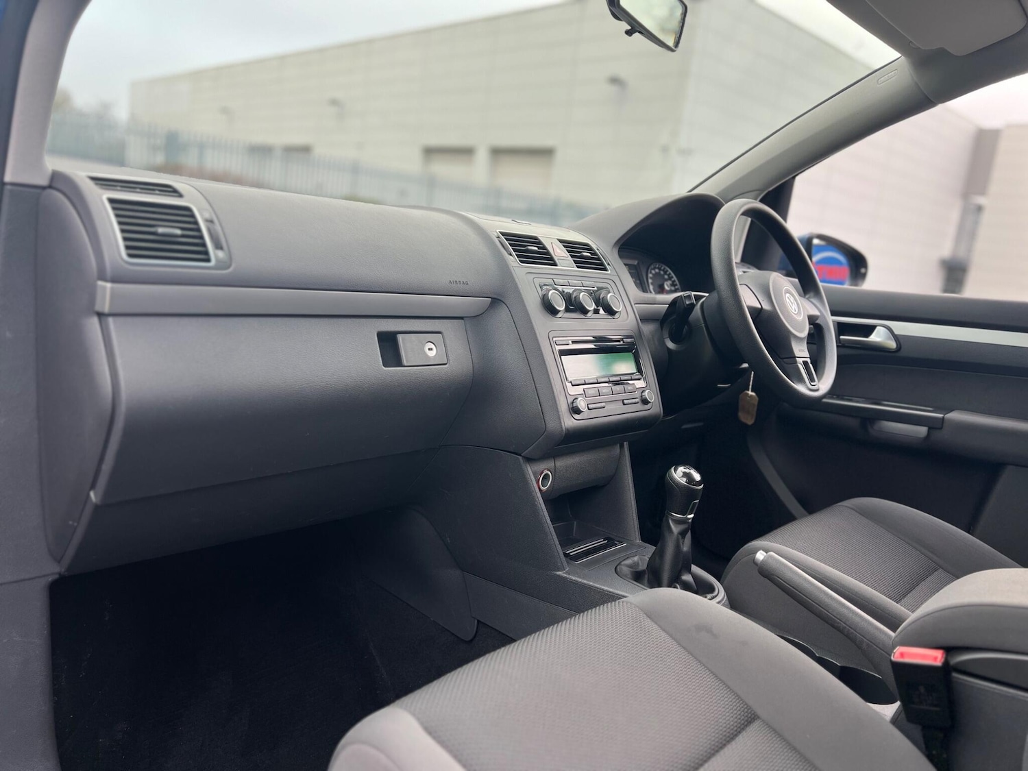 Used Volkswagen Touran 2013 for sale - 77229211: Photo 4