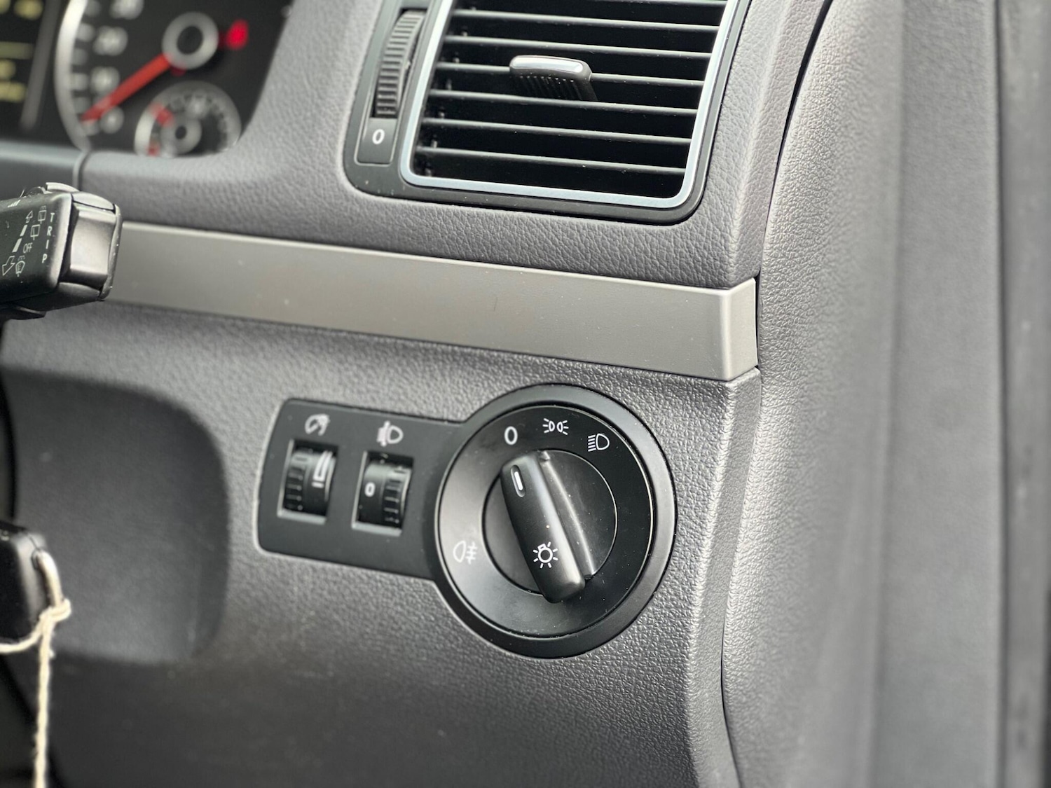 Used Volkswagen Touran 2013 for sale - 77229211: Photo 41