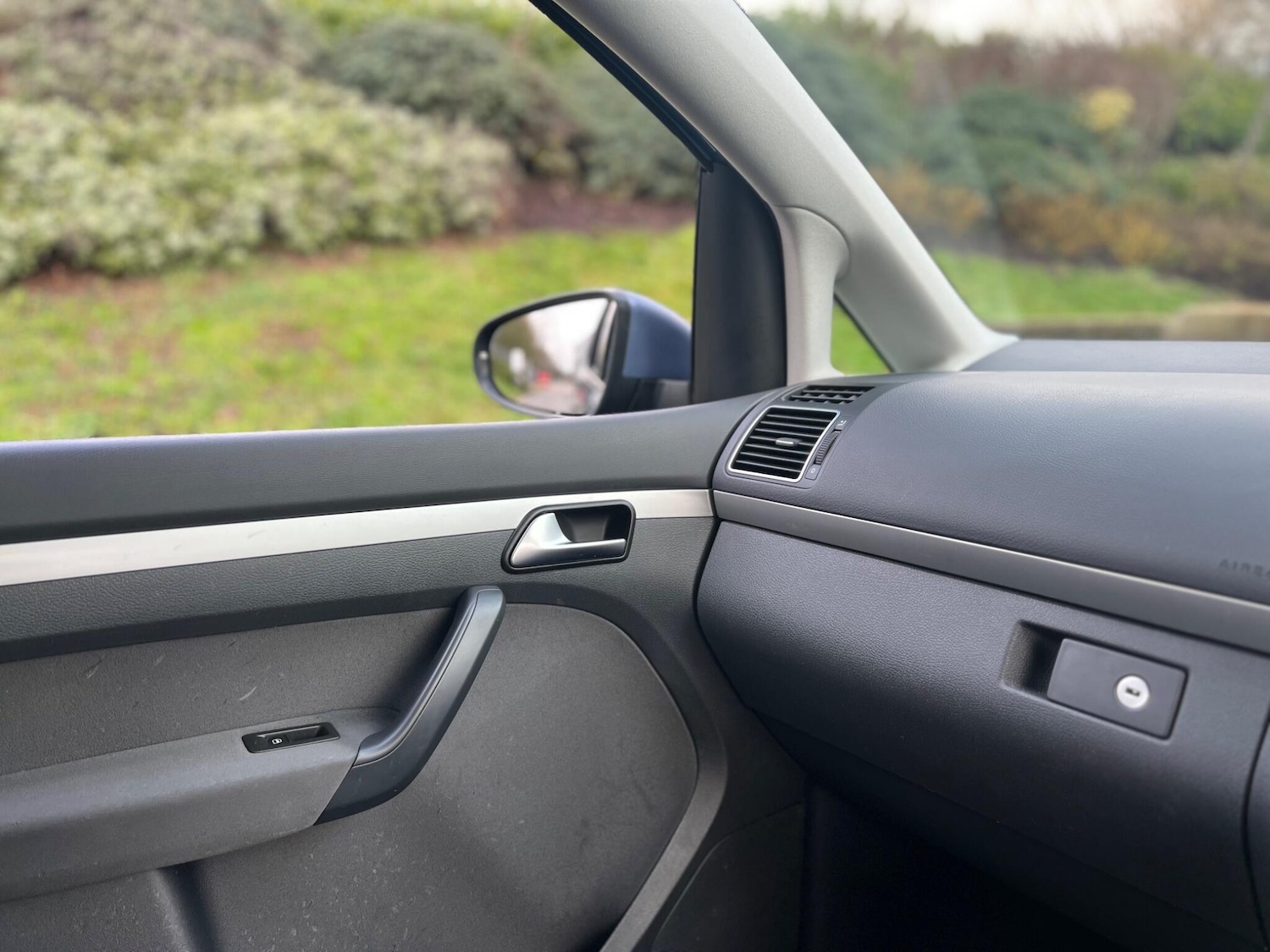 Used Volkswagen Touran 2013 for sale - 77229211: Photo 43