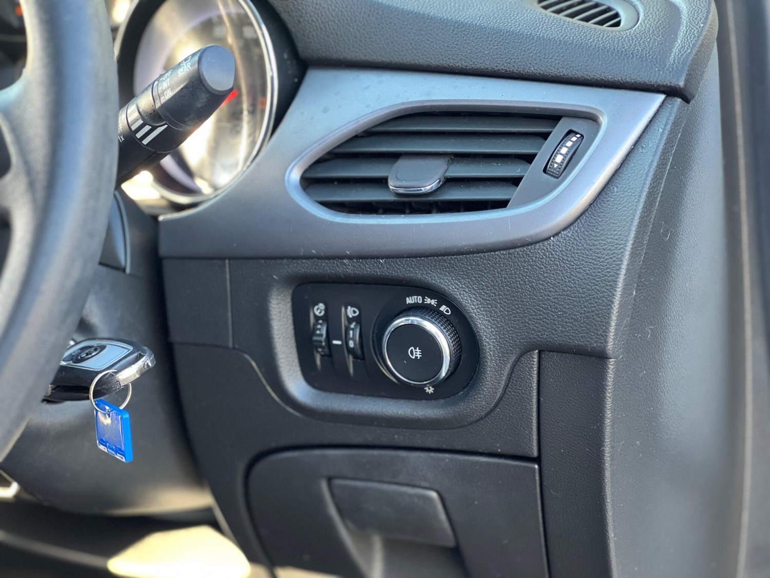 Used Vauxhall Astra 2016 for sale - 76473617: Photo 38