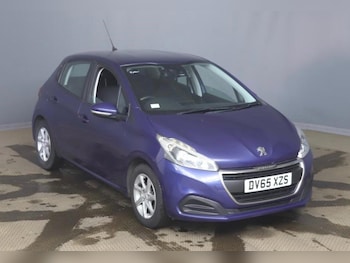 Used Peugeot 208 2015 for sale - 76549063: Photo