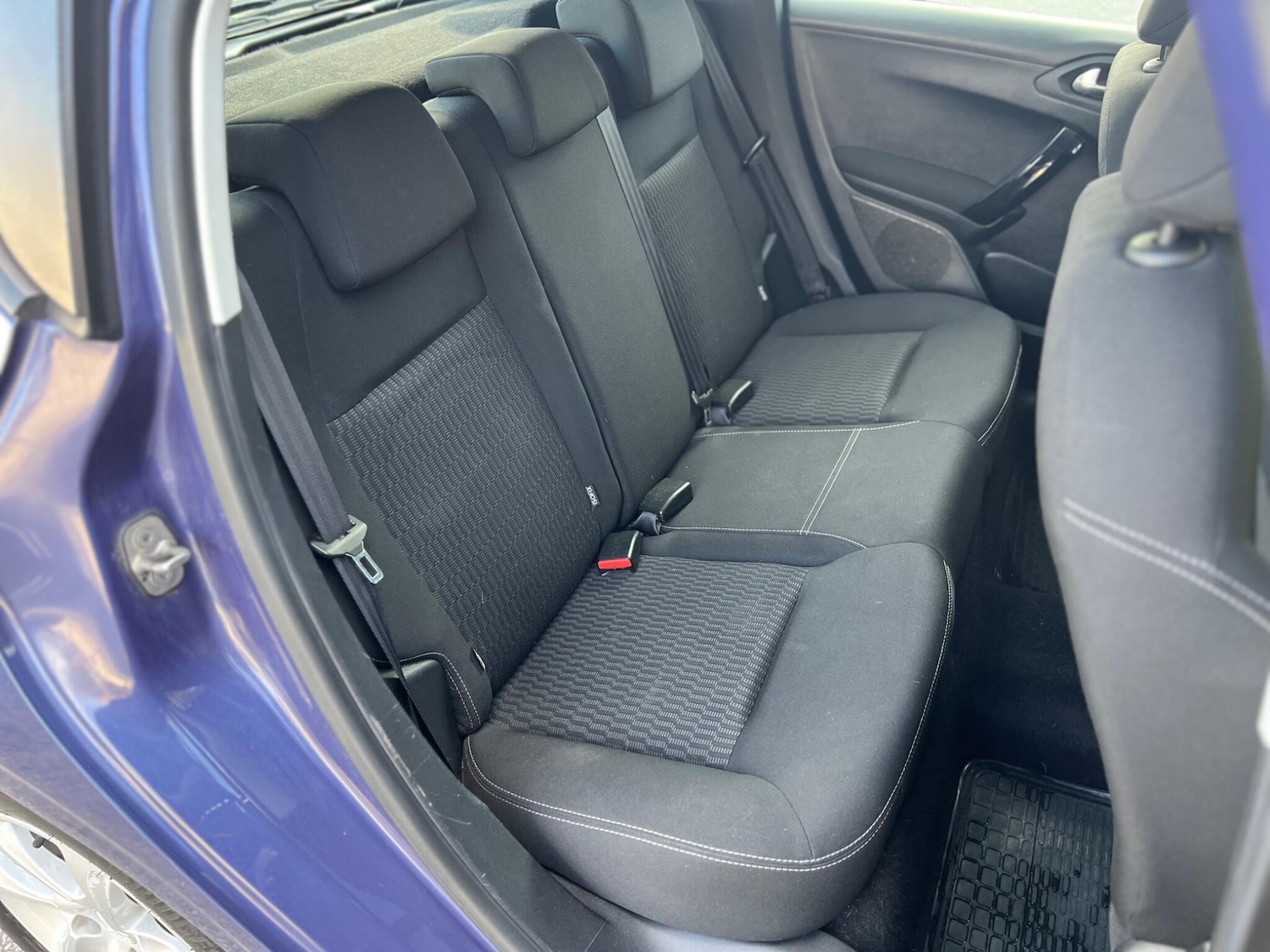 Used Peugeot 208 2015 for sale - 76549063: Photo 23