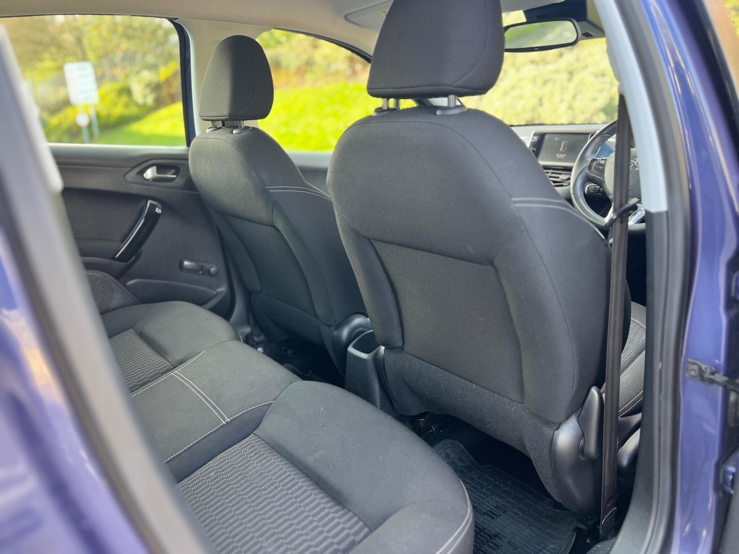 Used Peugeot 208 2015 for sale - 76549063: Photo 25