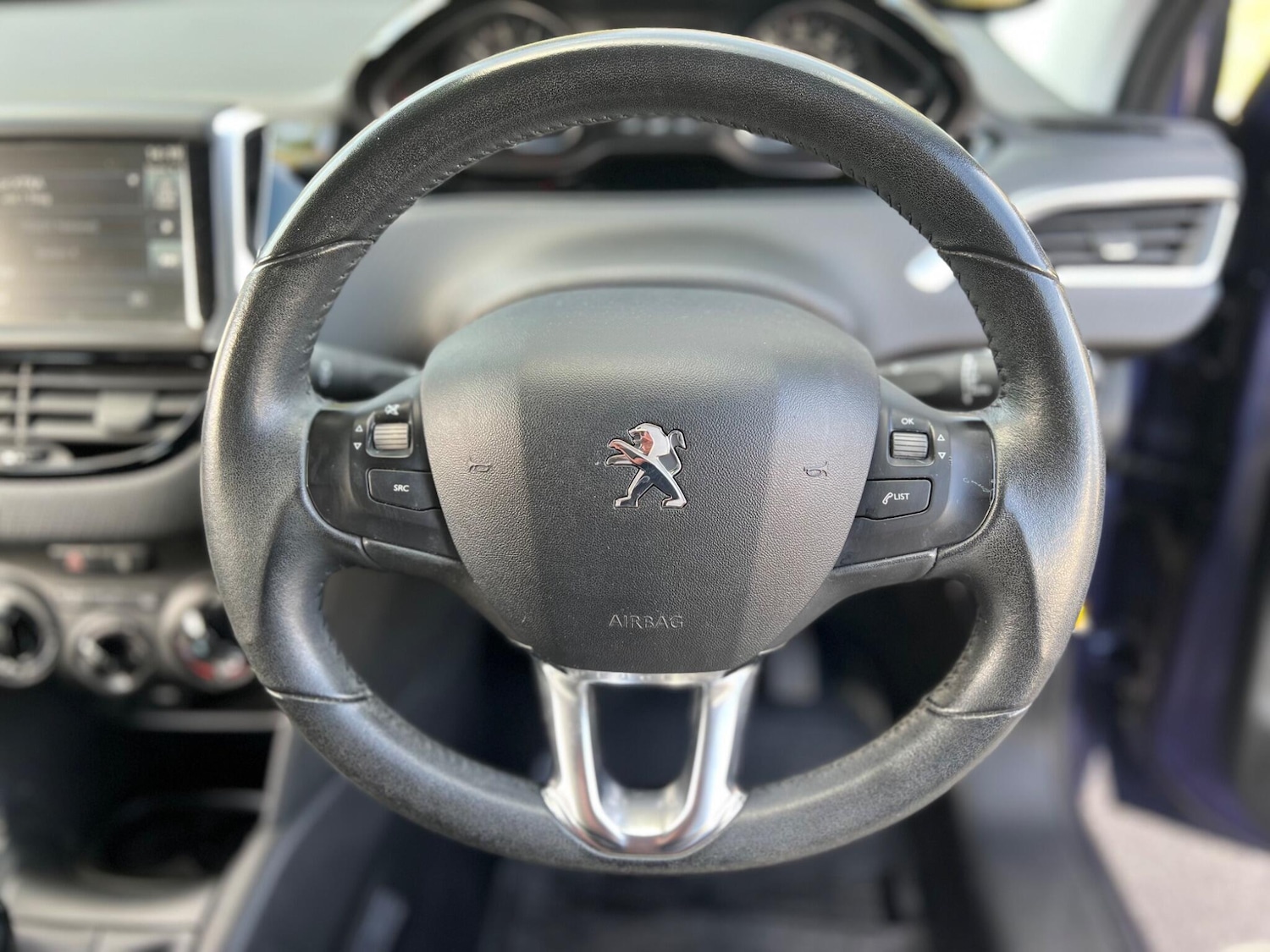 Used Peugeot 208 2015 for sale - 76549063: Photo 5