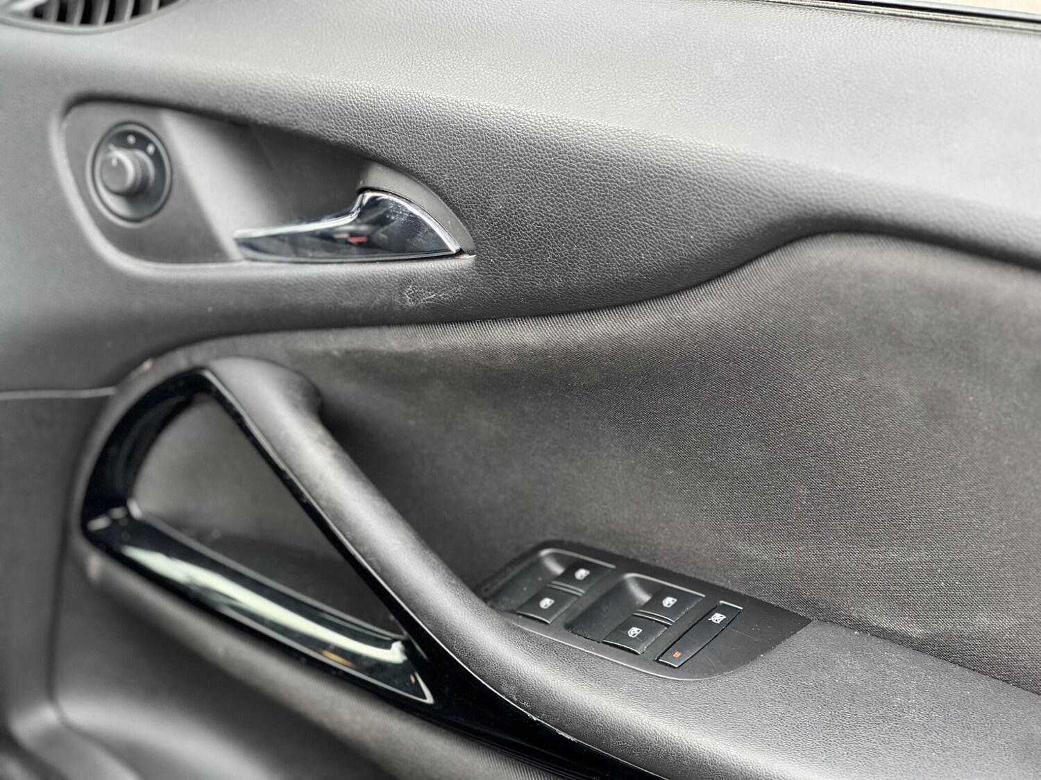 Used Vauxhall Zafira Tourer for sale - 77683179: Photo 35