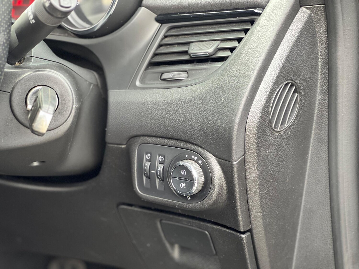 Used Vauxhall Zafira Tourer for sale - 77683179: Photo 36