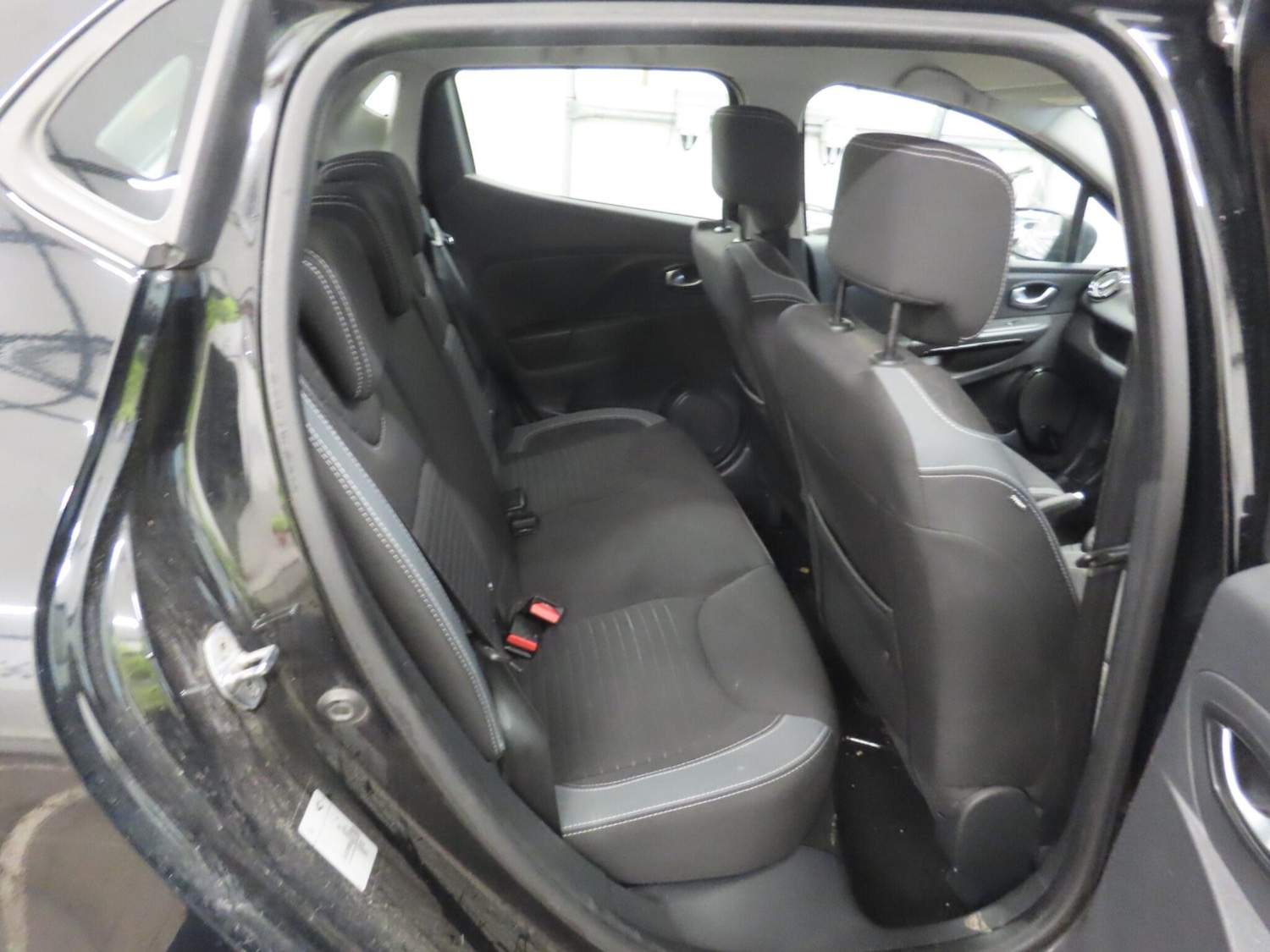 Used Renault Clio 2016 for sale - 77992865: Photo 11