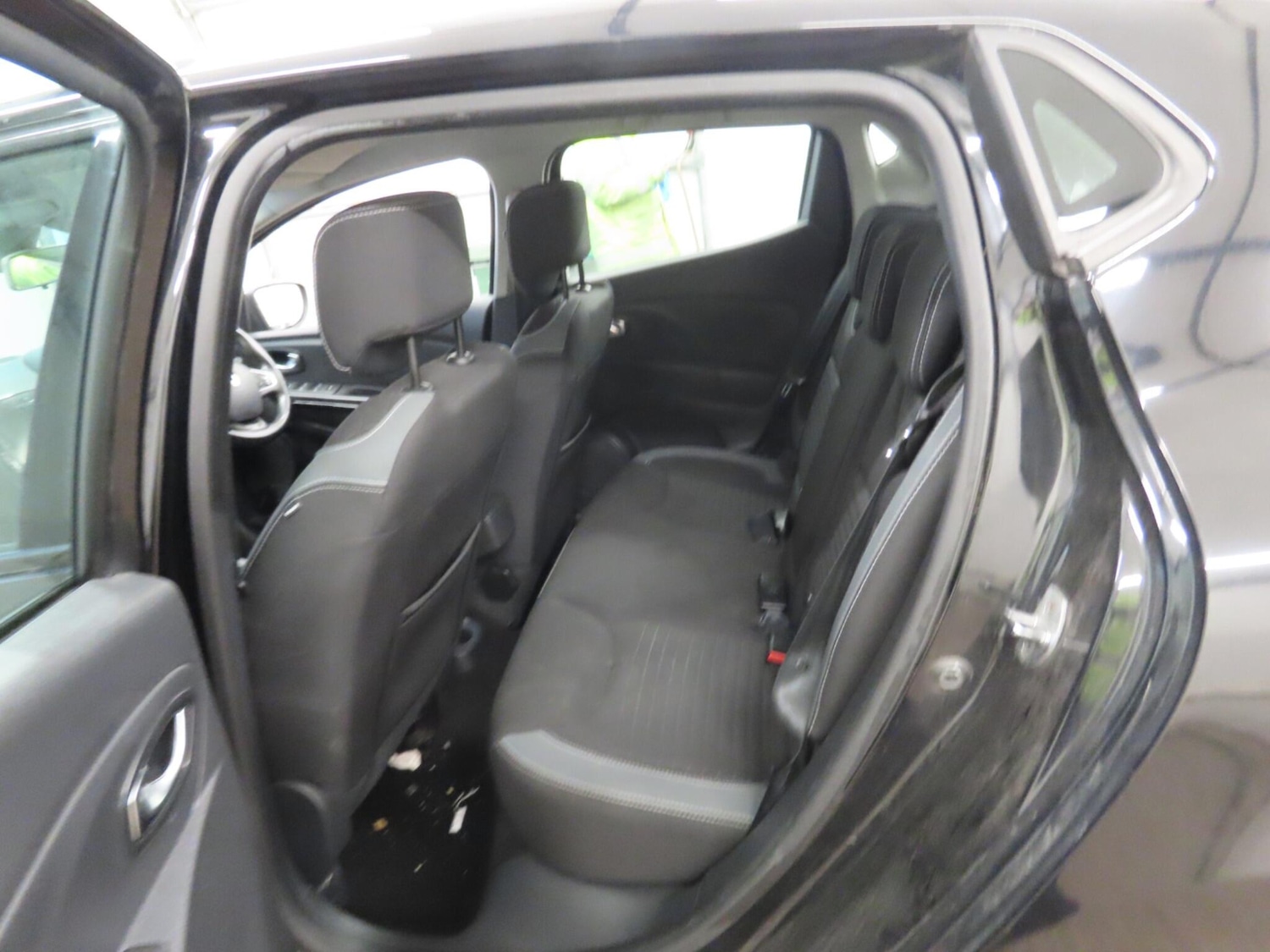 Used Renault Clio 2016 for sale - 77992865: Photo 8