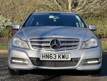 Used Mercedes-Benz C Class 2013 for sale - 76780740: Photo