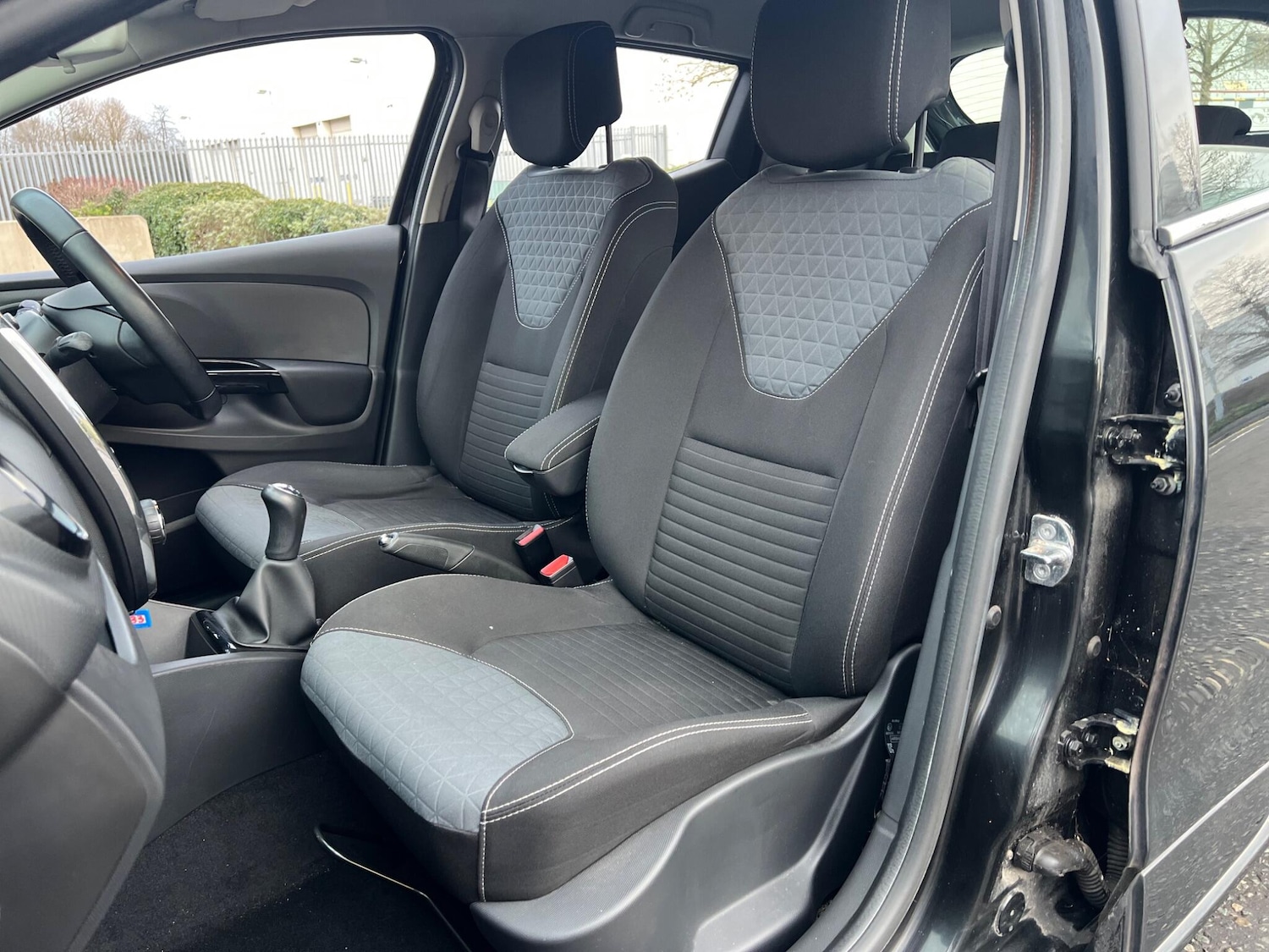 Used Renault Clio 2014 for sale - 77229785: Photo 19