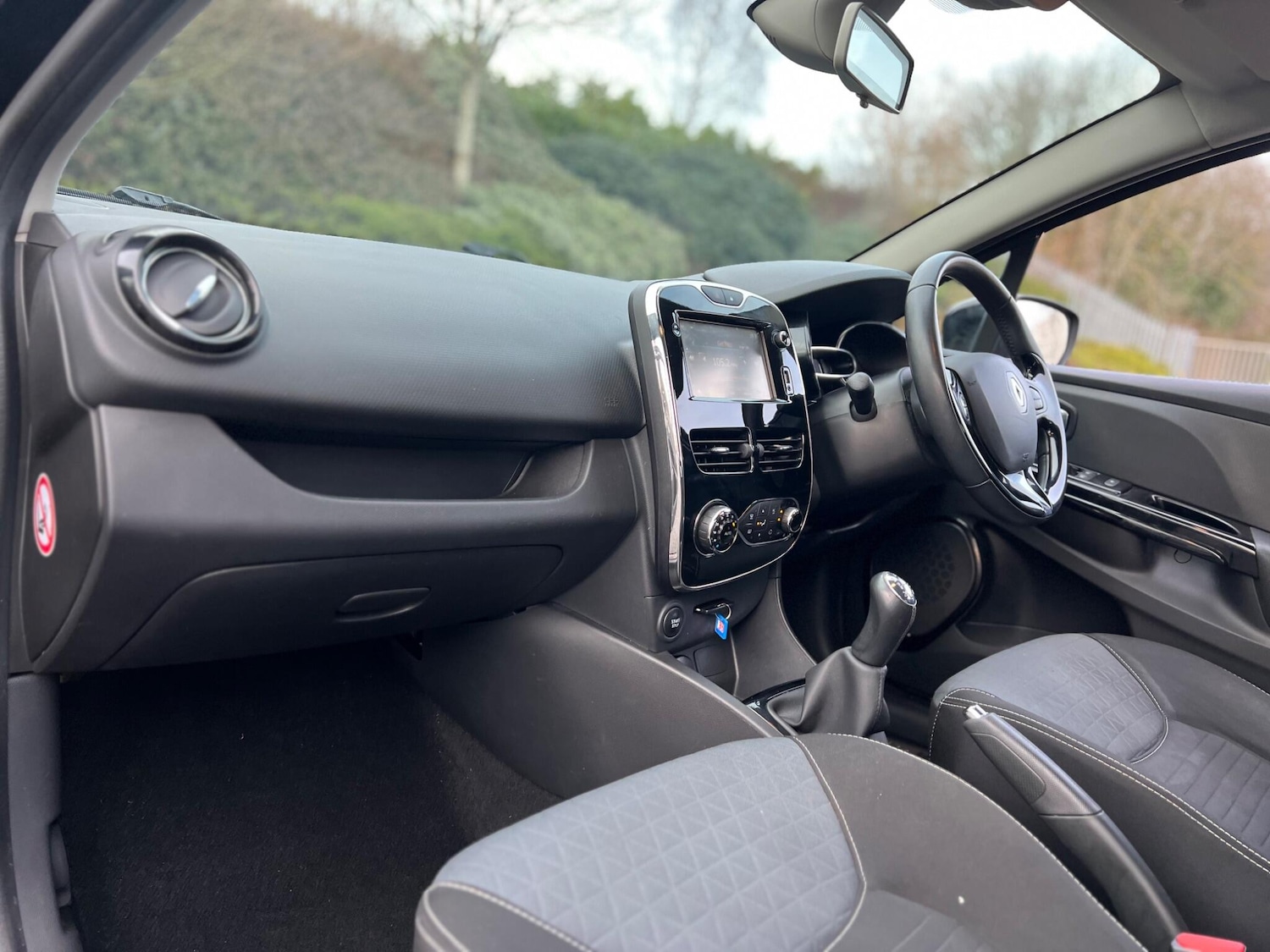 Used Renault Clio 2014 for sale - 77229785: Photo 5