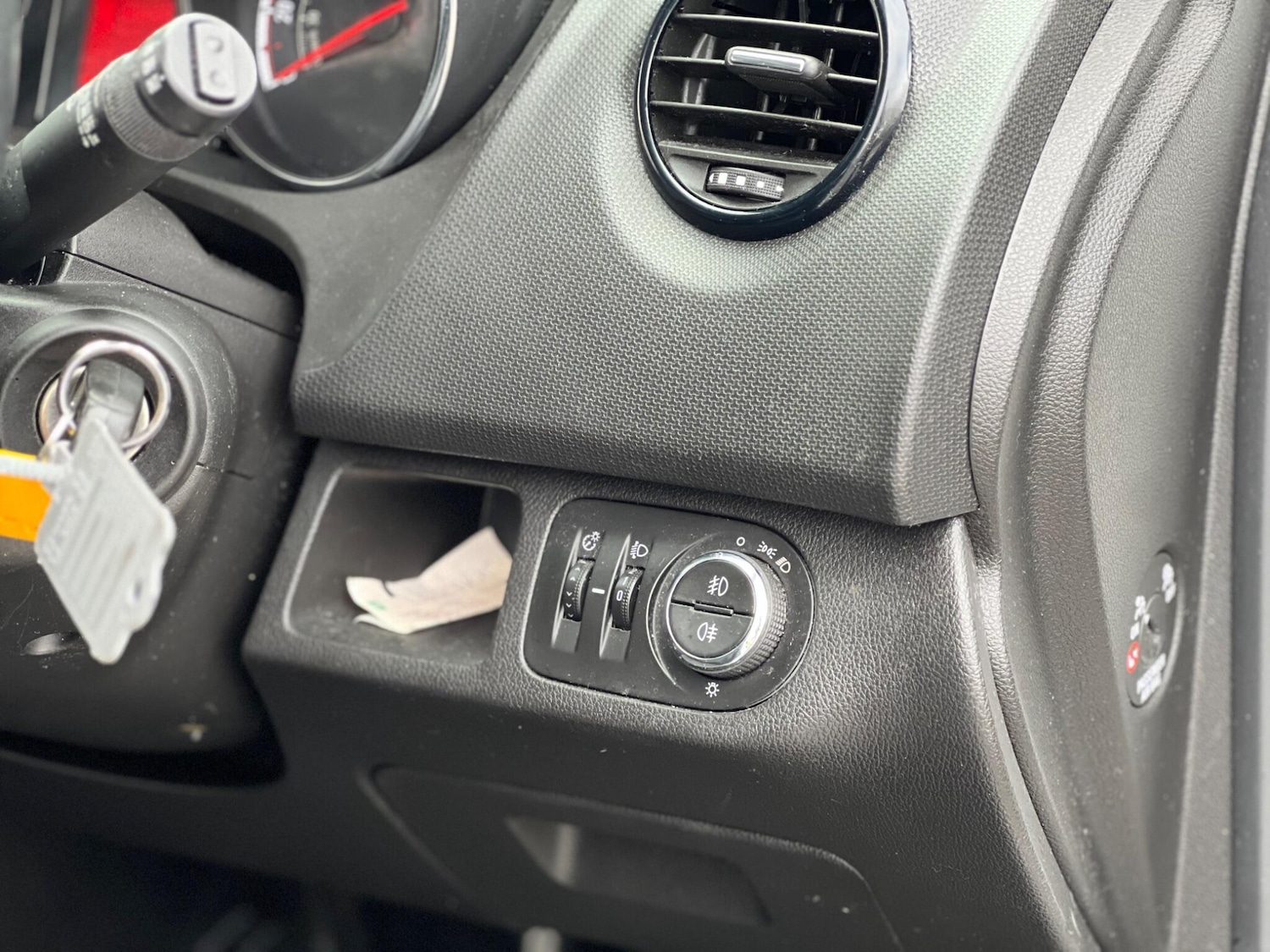 Used Vauxhall Meriva 2015 for sale - 75808912: Photo 38