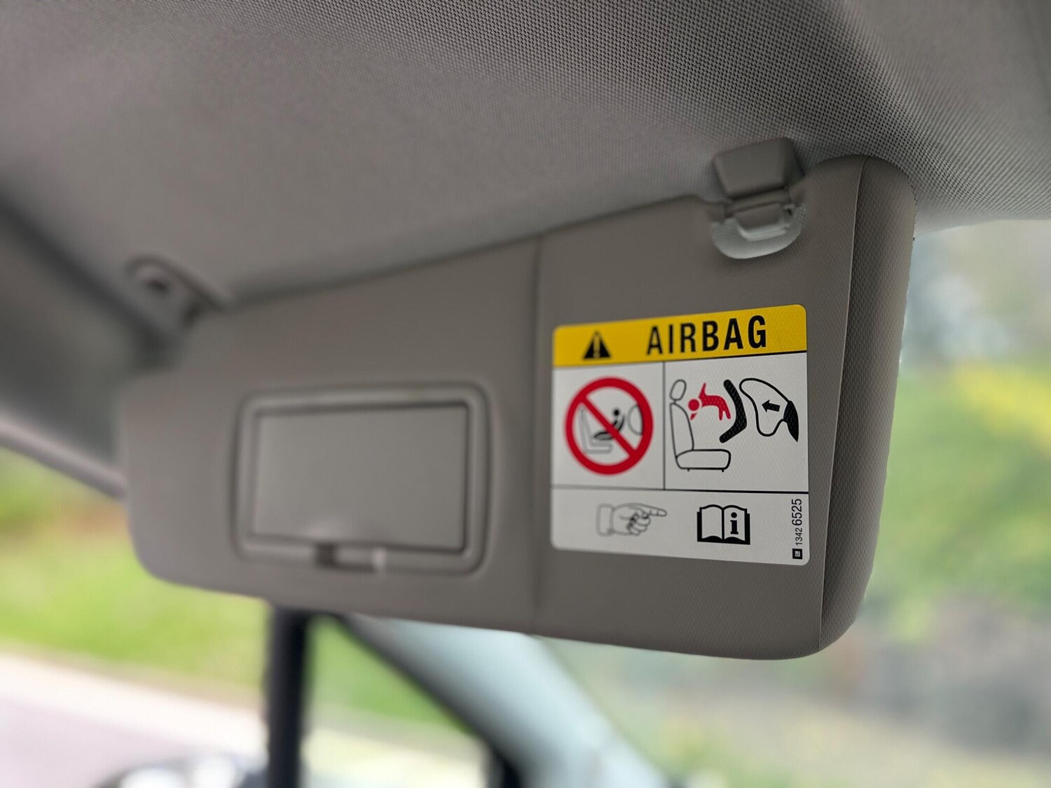 Used Vauxhall Meriva 2015 for sale - 75808912: Photo 39