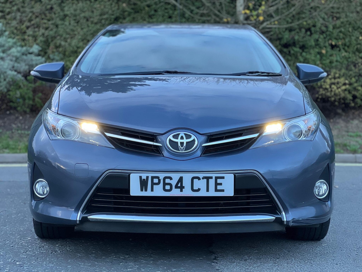 Used Toyota Auris 2014 for sale - 76484367: Photo 2