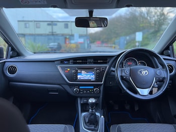 Used Toyota Auris 2014 for sale - 76484367: Photo