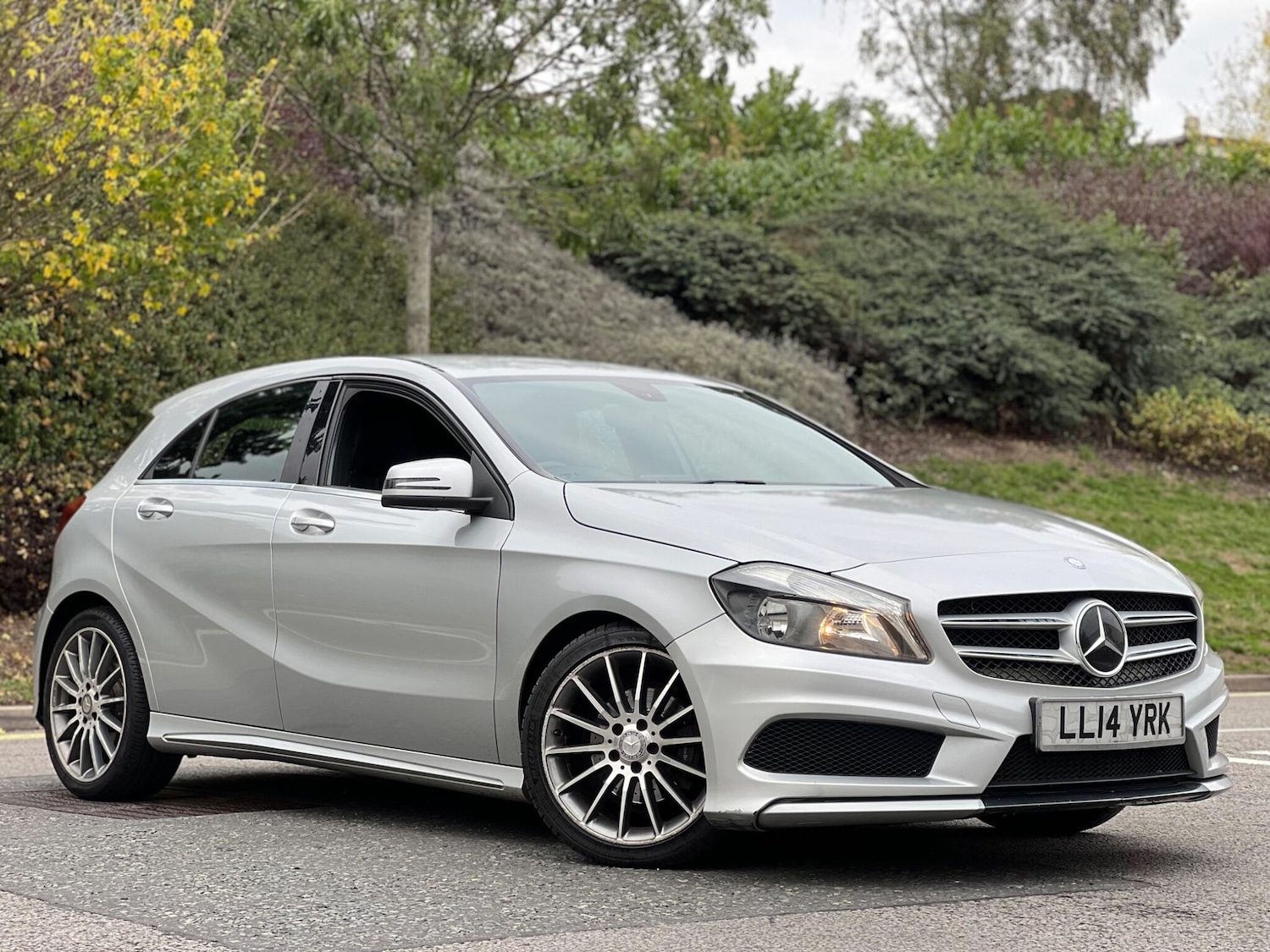 Used Mercedes-Benz A-Class 2014 for sale - 76306511: Photo 1