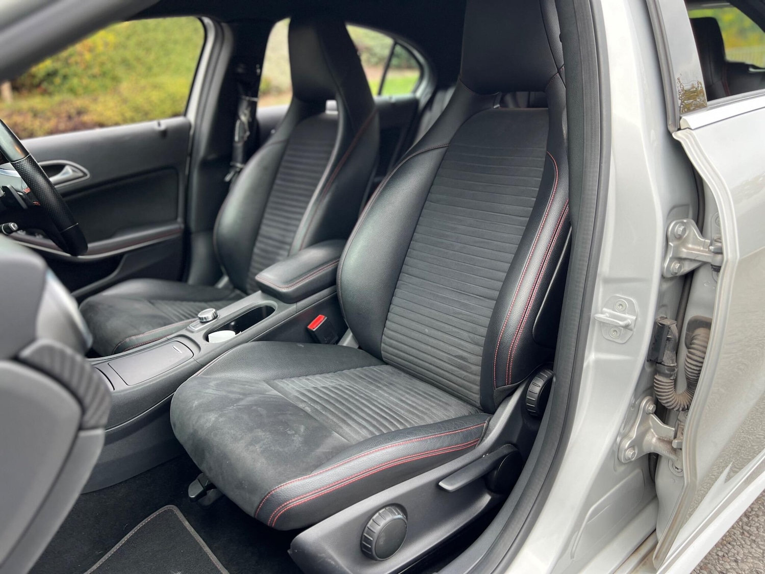 Used Mercedes-Benz A-Class 2014 for sale - 76306511: Photo 20