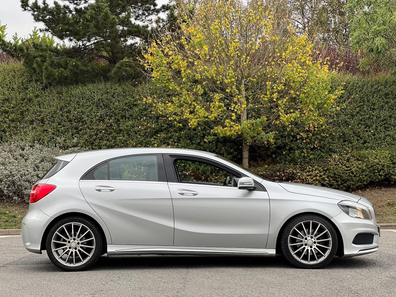 Used Mercedes-Benz A-Class 2014 for sale - 76306511: Photo 9