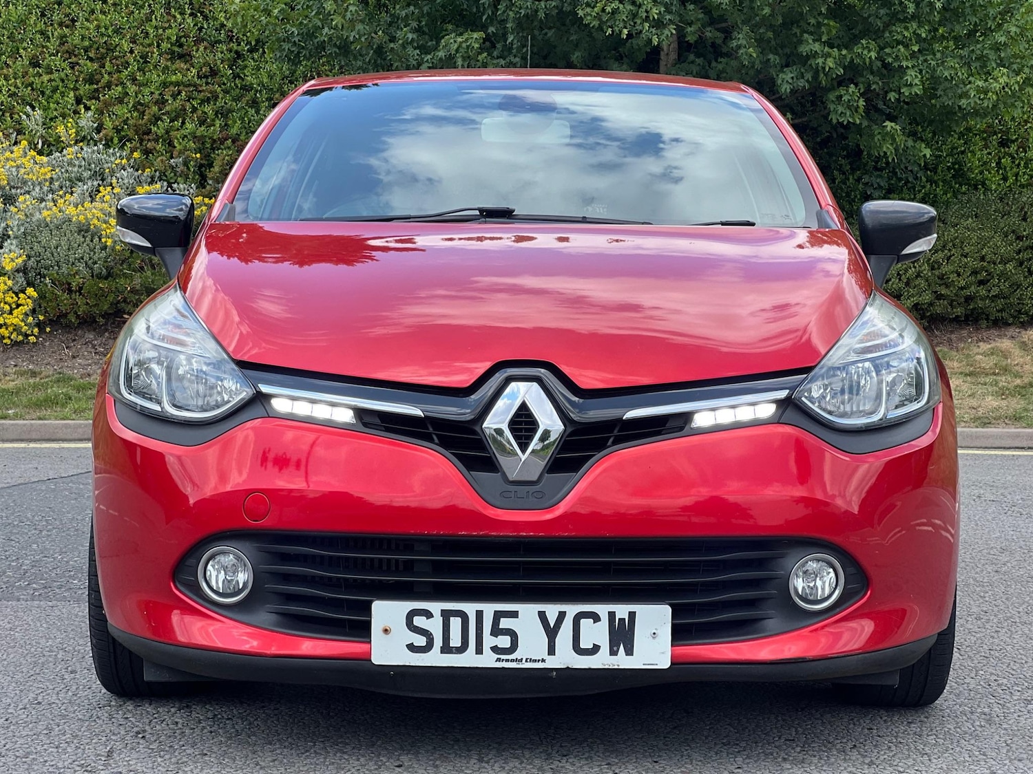 Used Renault Clio for sale - 77722844: Photo 2