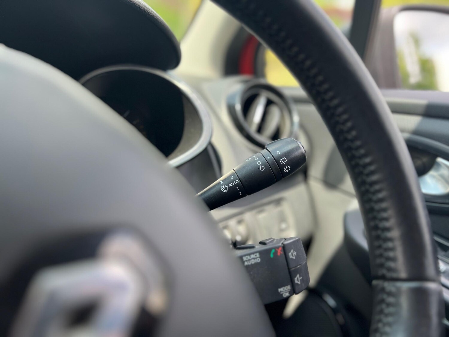 Used Renault Clio for sale - 77722844: Photo 26