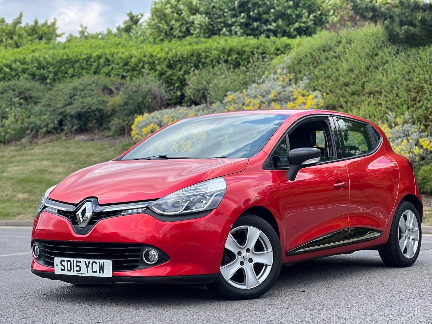 Used Renault Clio for sale - 77722844: Photo 3