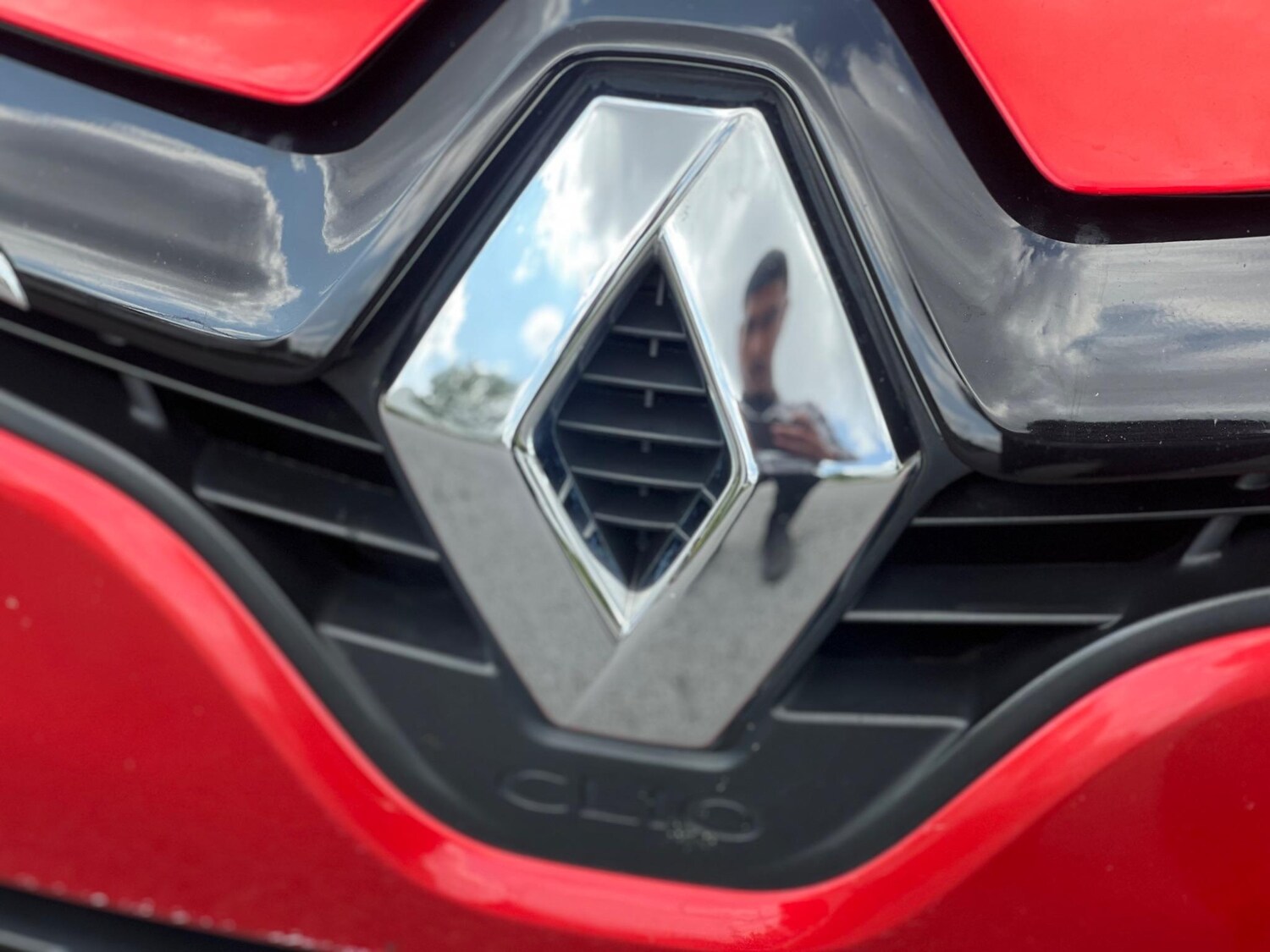 Used Renault Clio for sale - 77722844: Photo 33