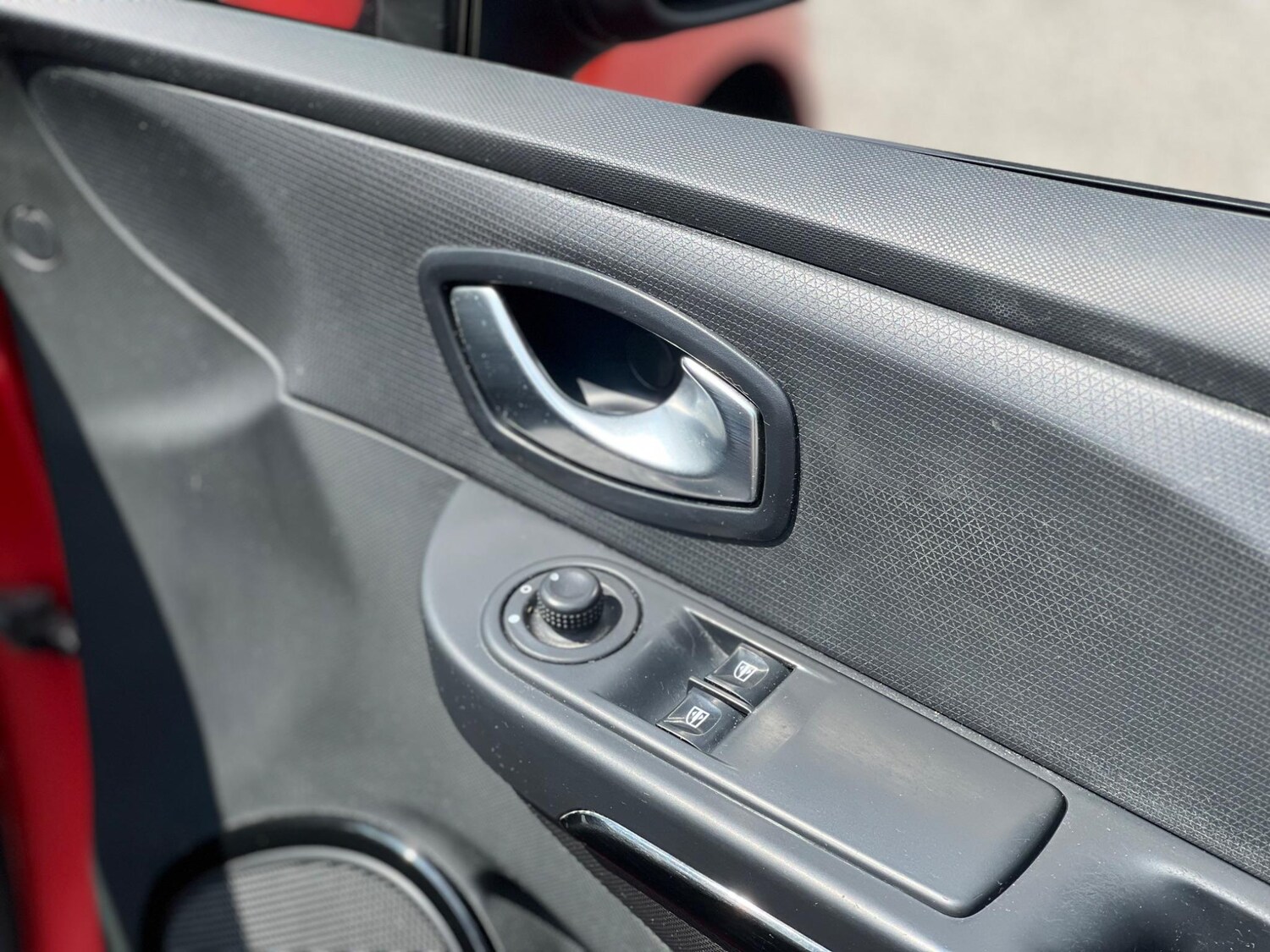 Used Renault Clio for sale - 77722844: Photo 38