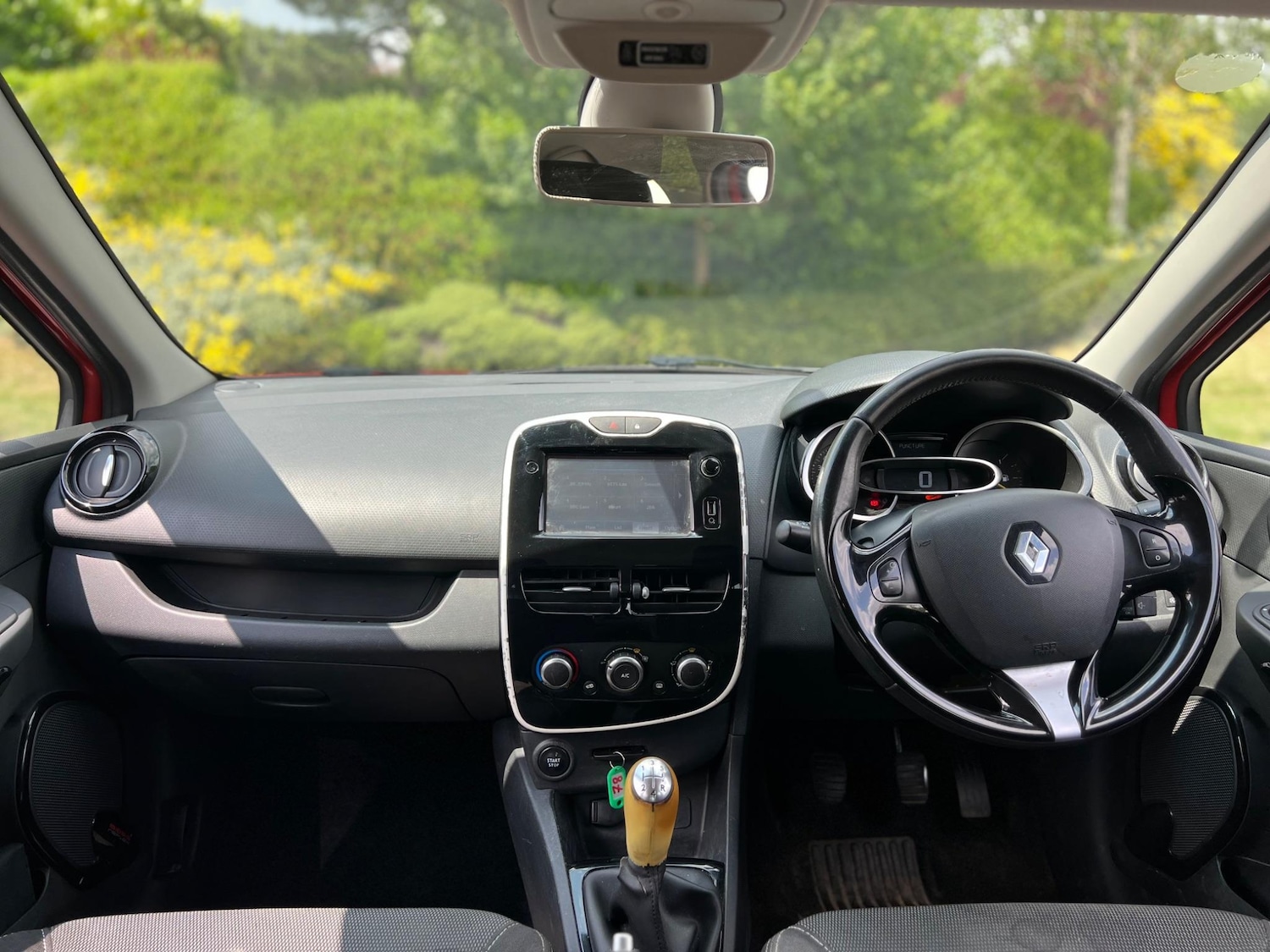 Used Renault Clio for sale - 77722844: Photo 4