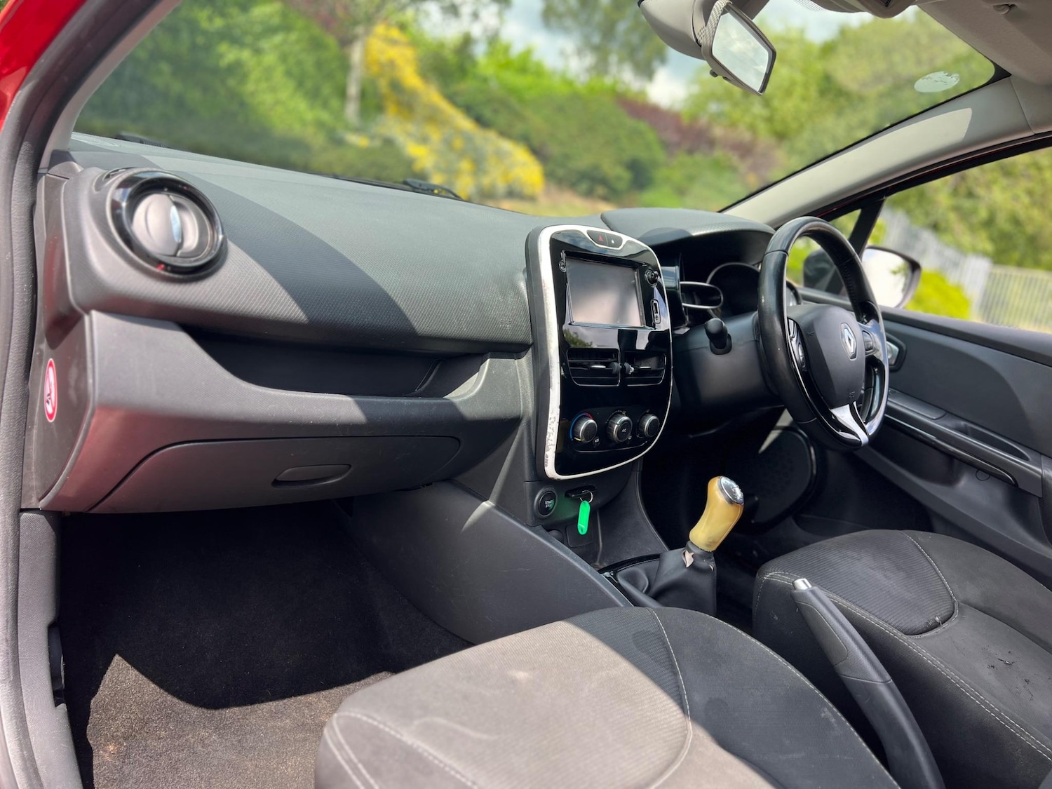 Used Renault Clio for sale - 77722844: Photo 5