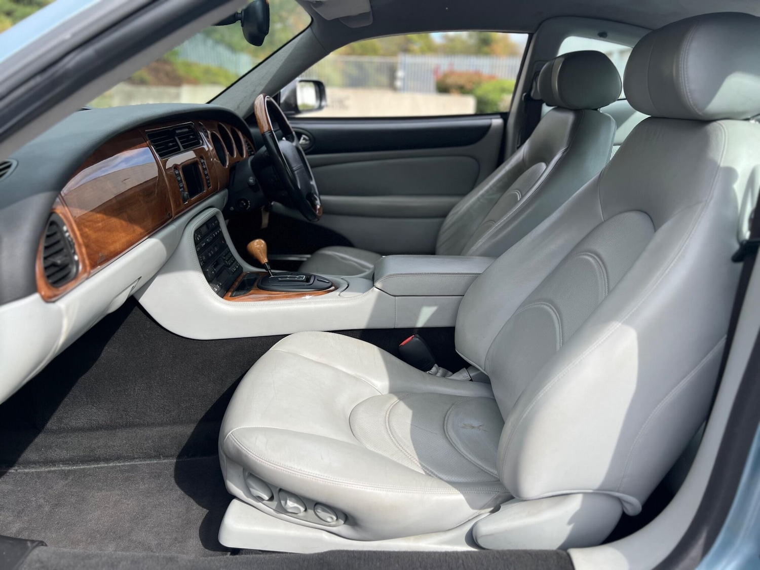 Used Jaguar XK8 2002 for sale - 75809916: Photo 18