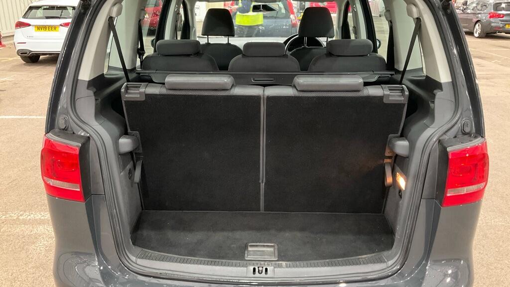 Used Volkswagen Touran 2014 for sale - 76473146: Photo 7