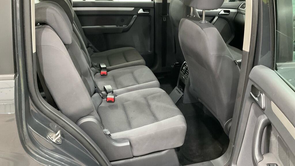 Used Volkswagen Touran 2014 for sale - 76473146: Photo 8