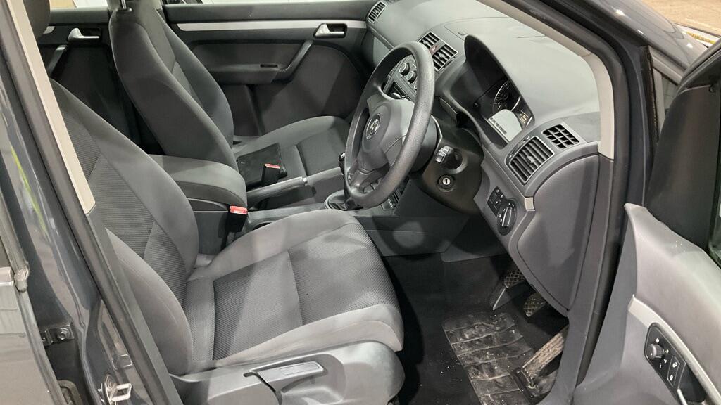 Used Volkswagen Touran 2014 for sale - 76473146: Photo 9