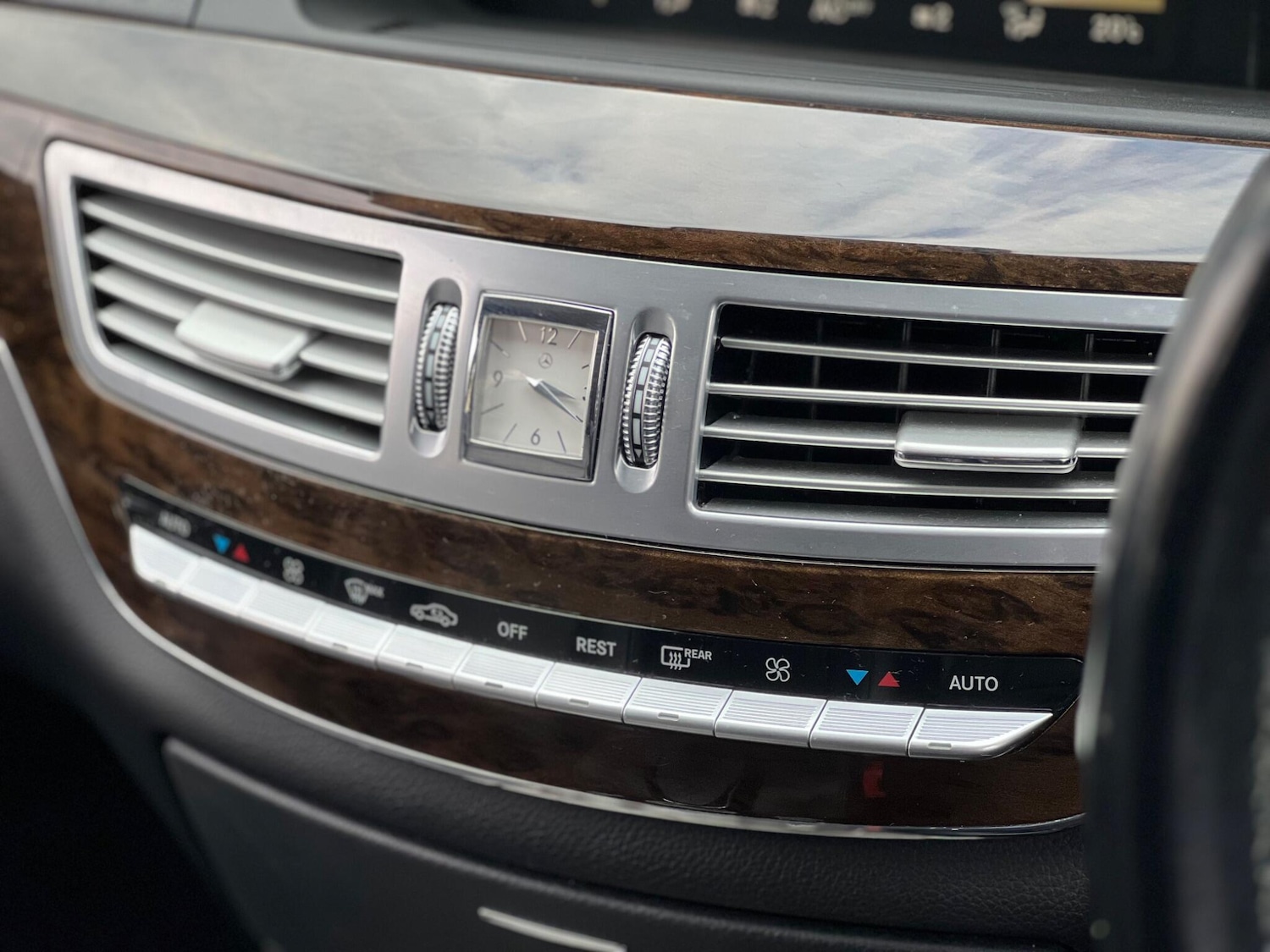 Used Mercedes-Benz S Class 2012 for sale - 76360845: Photo 30