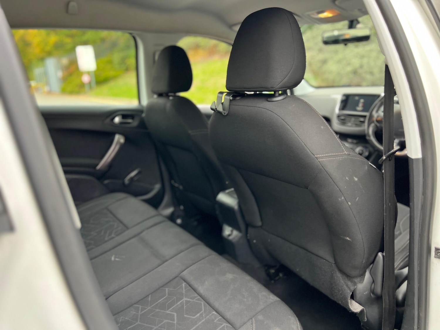 Used Peugeot 2008 2016 for sale - 76239760: Photo 25