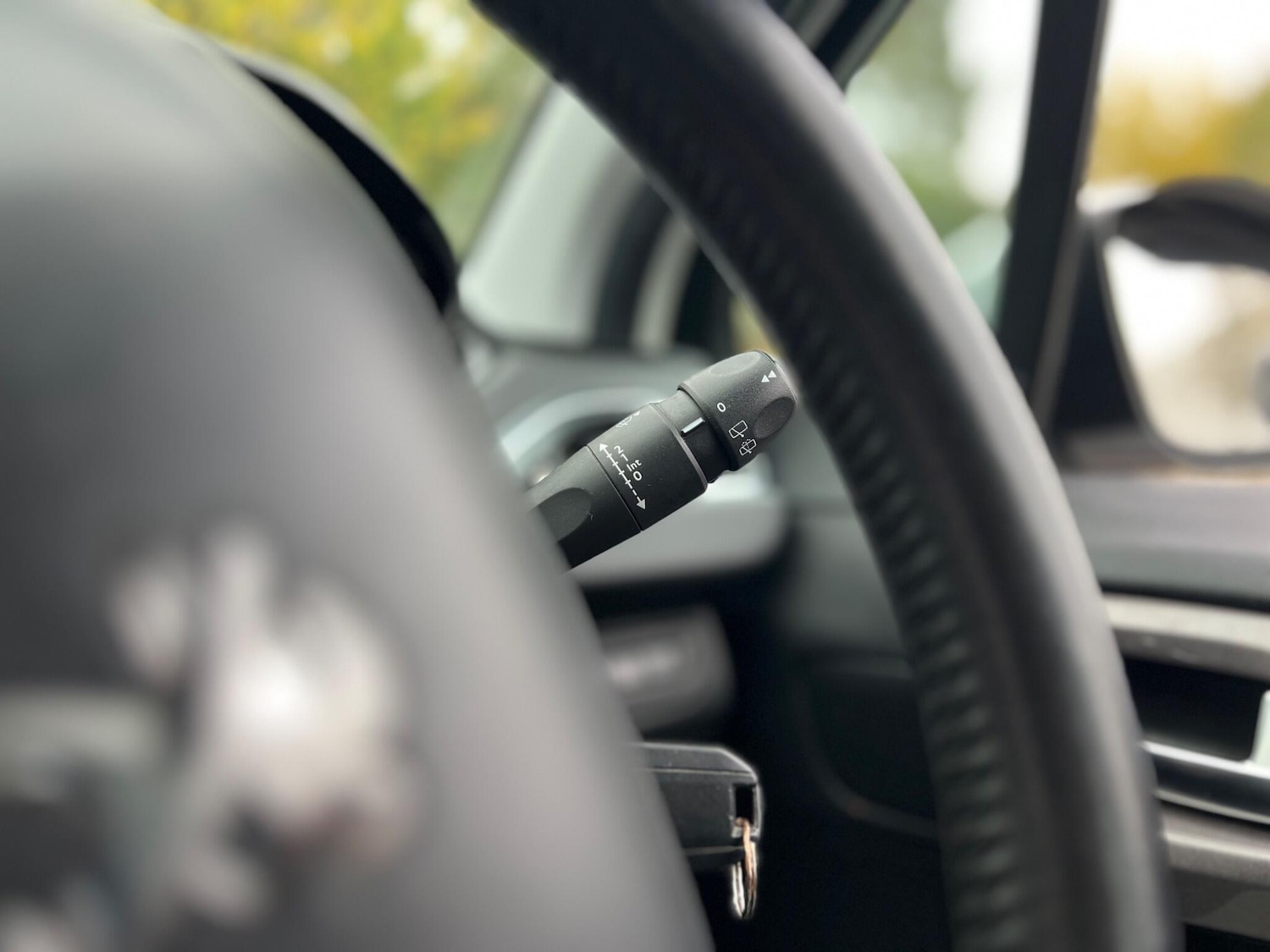 Used Peugeot 2008 2016 for sale - 76239760: Photo 26