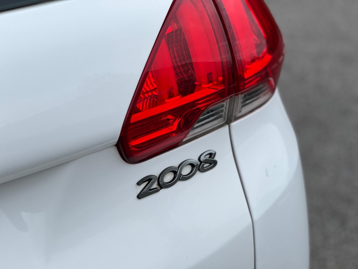 Used Peugeot 2008 2016 for sale - 76239760: Photo 34