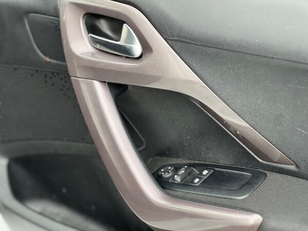 Used Peugeot 2008 2016 for sale - 76239760: Photo 39