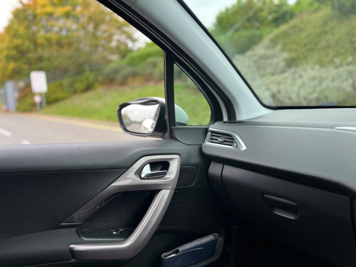 Used Peugeot 2008 2016 for sale - 76239760: Photo 41