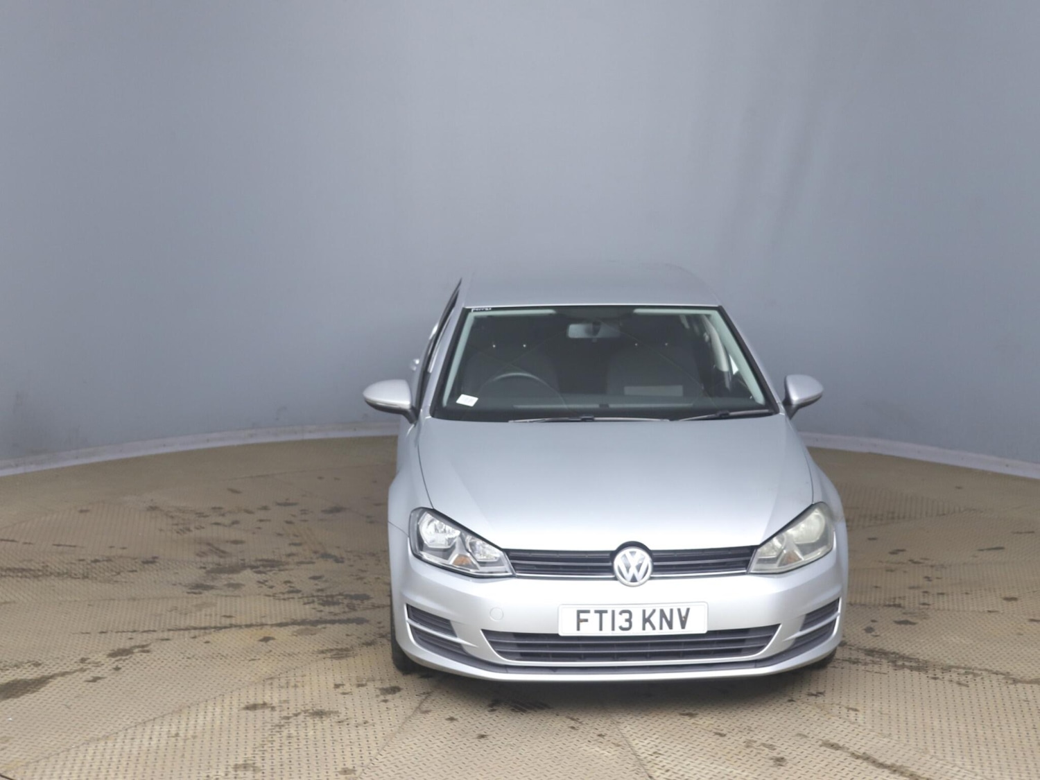 Used Volkswagen Golf 2013 for sale - 77784303: Photo 2