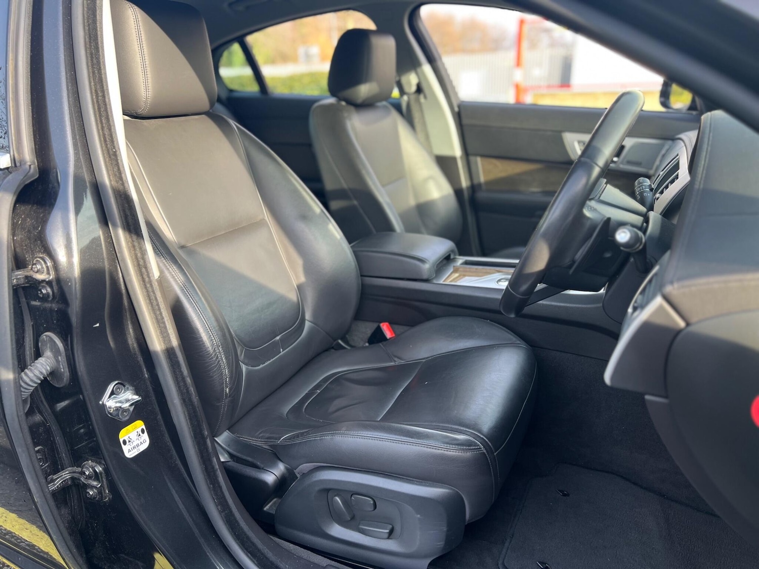 Used Jaguar XF 2014 for sale - 77143265: Photo 18