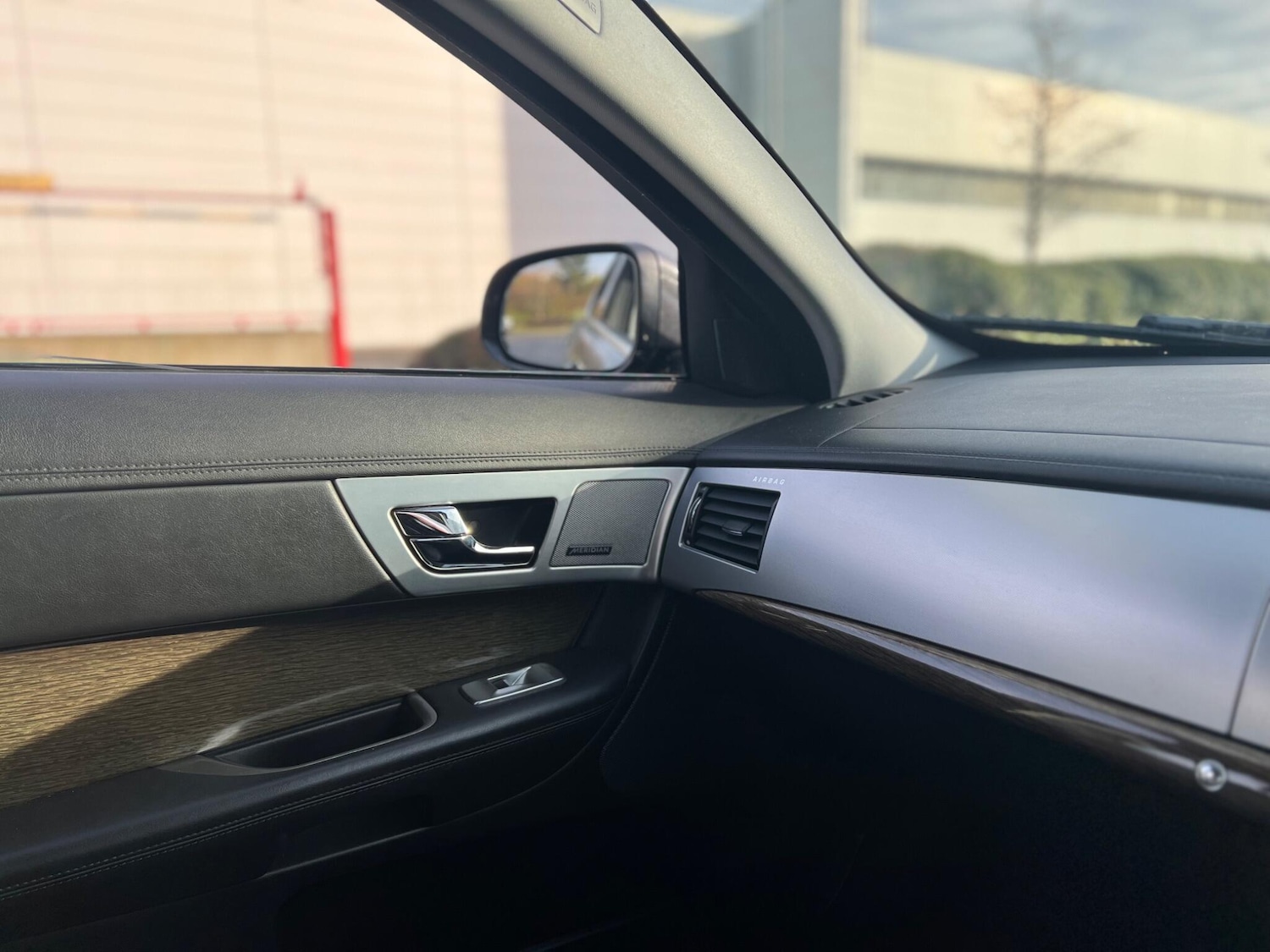 Used Jaguar XF 2014 for sale - 77143265: Photo 43