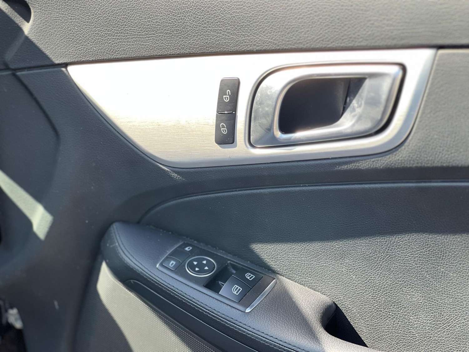 Vehicle 33