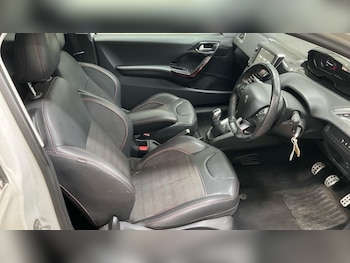 Used Peugeot 208 2016 for sale - 75808535: Photo