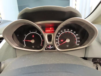 Used Ford Fiesta 2010 for sale - 79235773: Photo