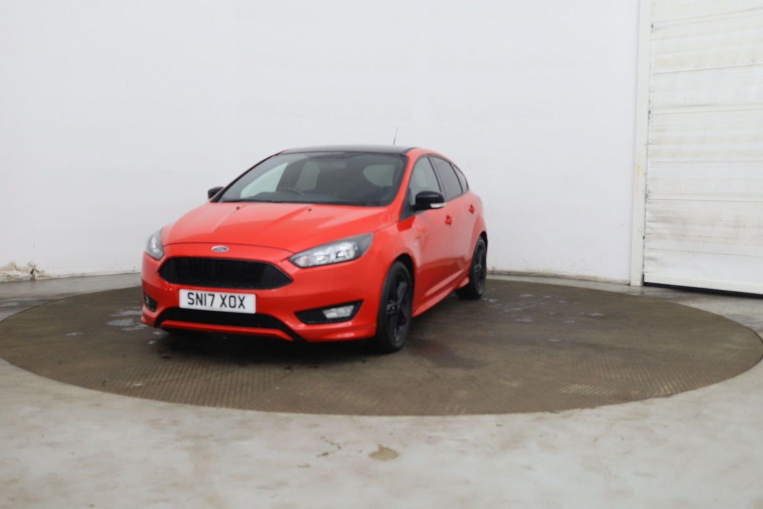 Used Ford Focus 2017 for sale - 76179469: Photo 1