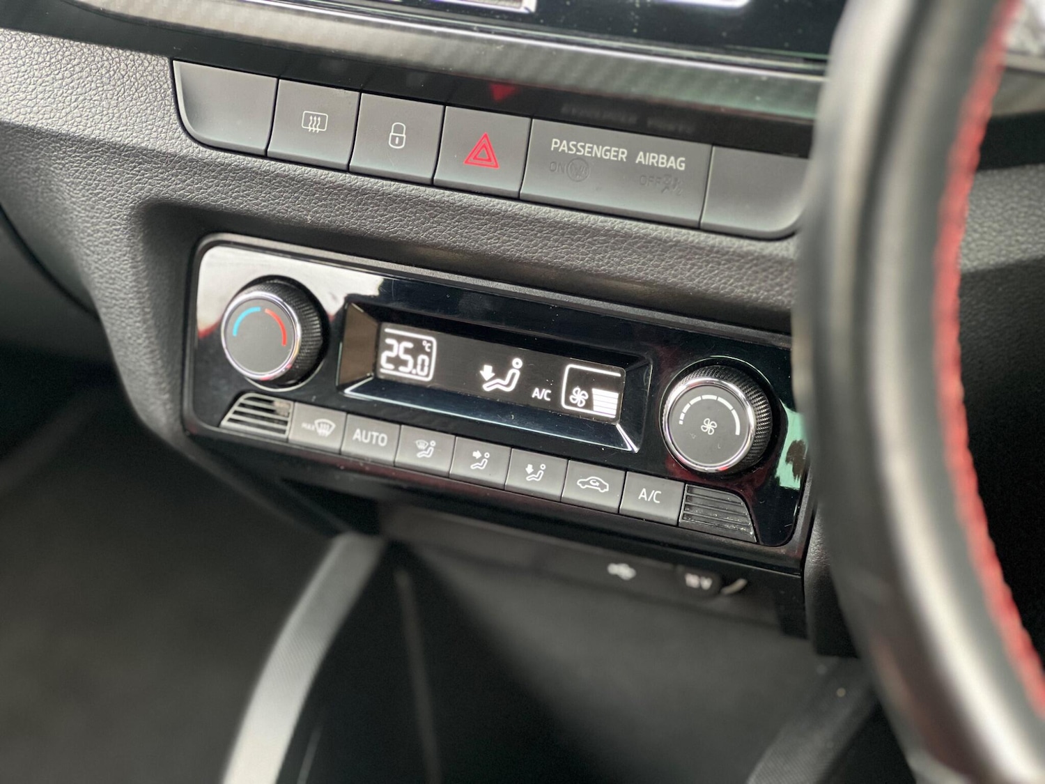 Used Skoda Fabia 2018 for sale - 76646040: Photo 32