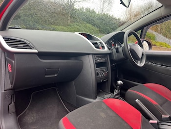 Used Peugeot 207 2009 for sale - 77550550: Photo