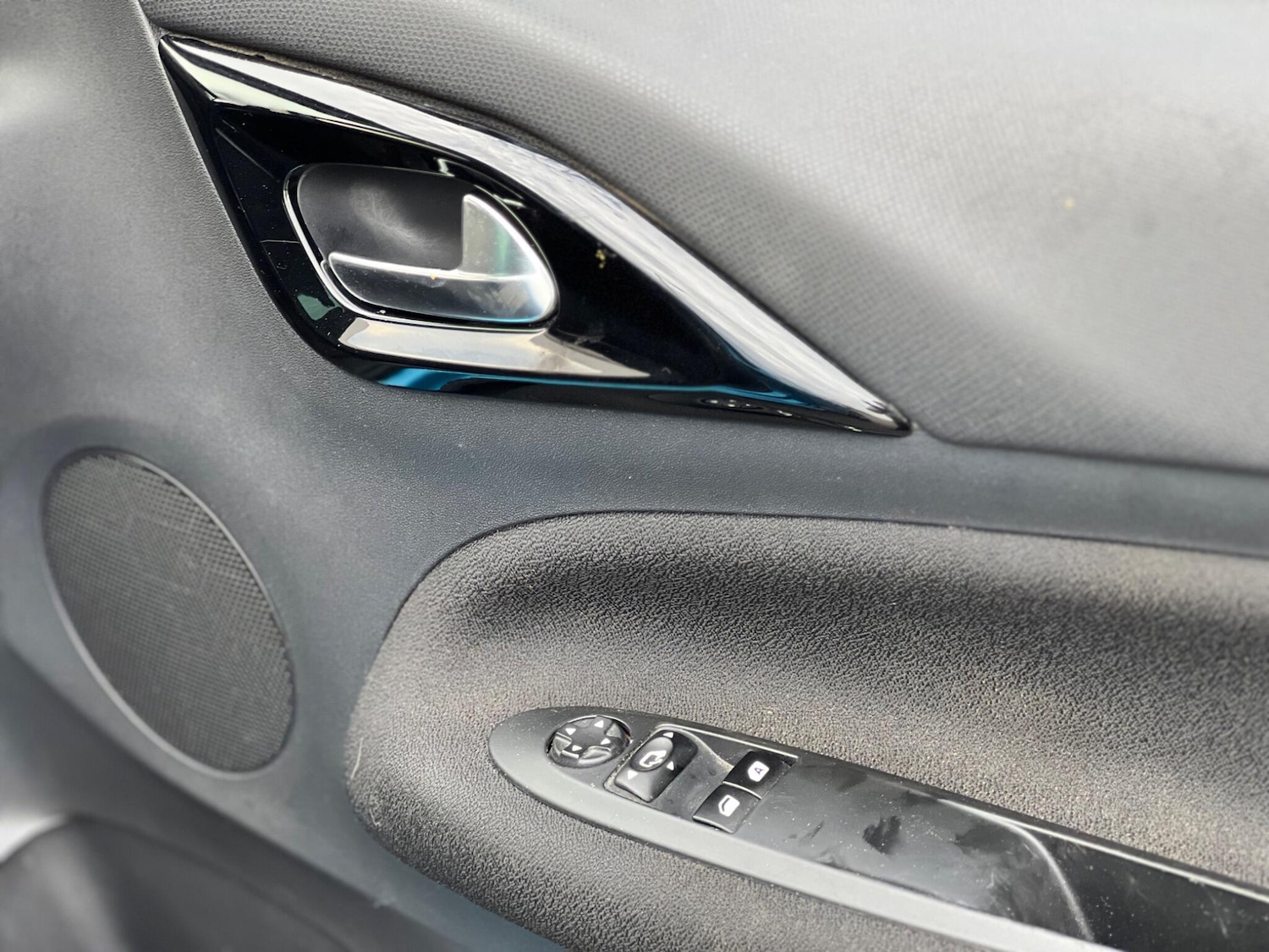 Used Citroen DS3 2015 for sale - 76024432: Photo 34