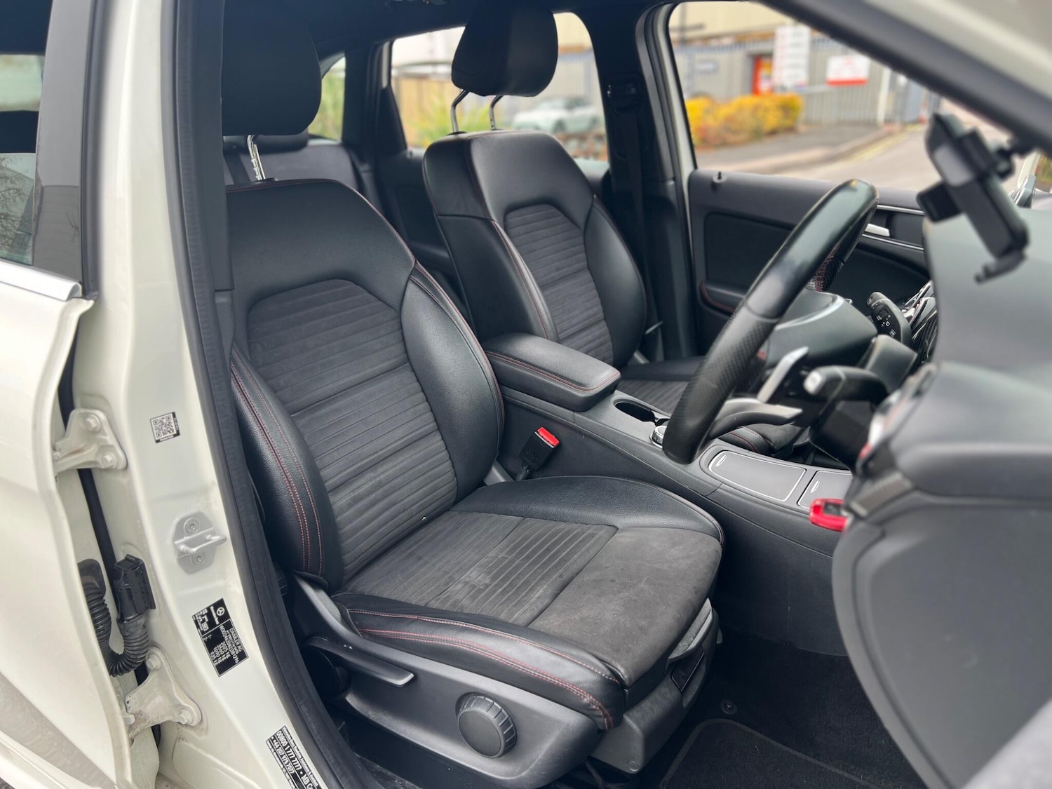 Used Mercedes-Benz B Class 2015 for sale - 76388925: Photo 18